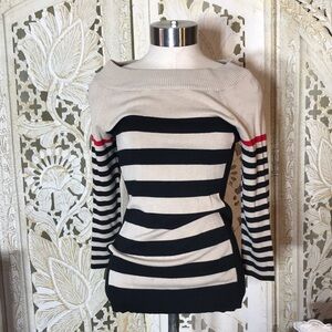 Brand: One A no size but fits like a small woman’s blouse